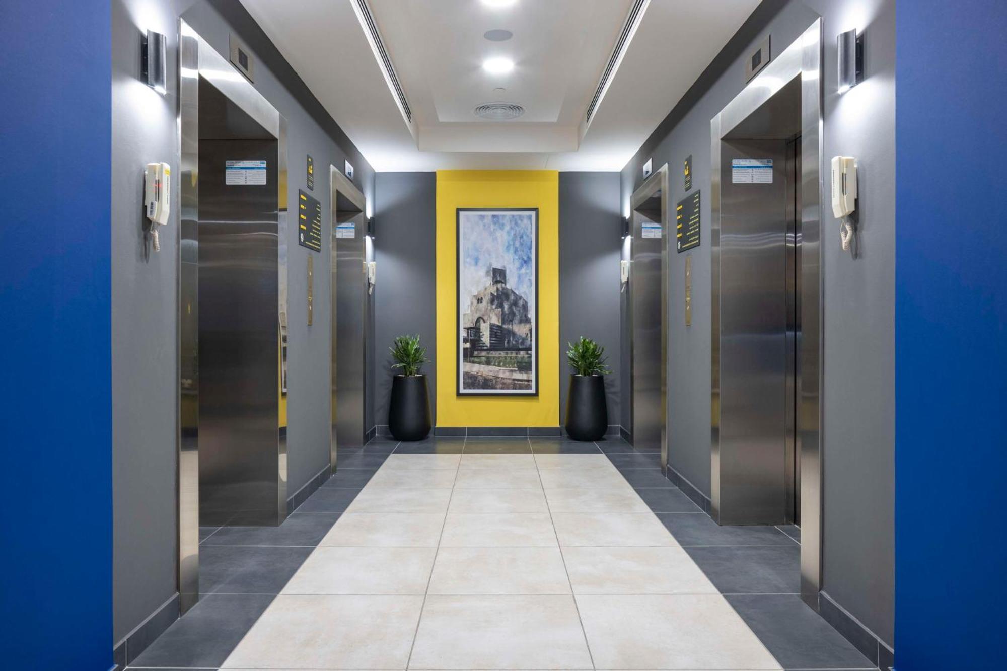 Hampton By Hilton Doha Old Town Hotel Buitenkant foto
